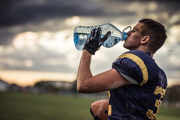 How Water Intake ​Influences⁣ Athletic Endurance and Recovery