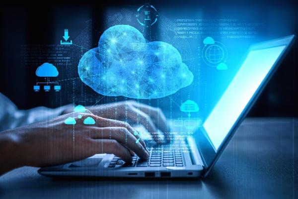 Read more about the article How Cloud Computing is Changing the Tech Landscape