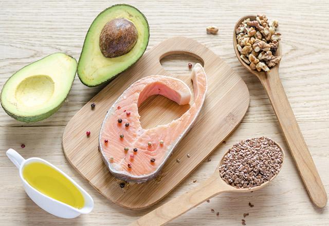The Role of Healthy Fats in Cardiovascular Protection